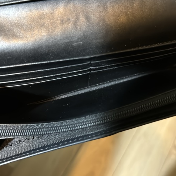 Givenchy Black leather Wallet - Picture 8 of 12
